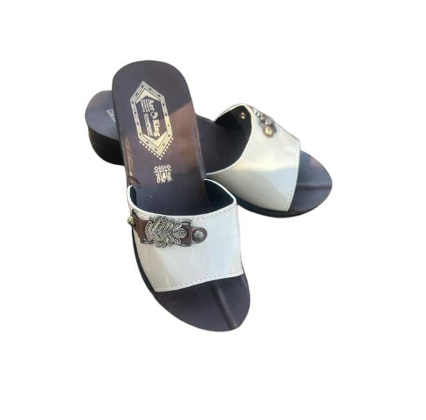 Women's Slippers Model 084