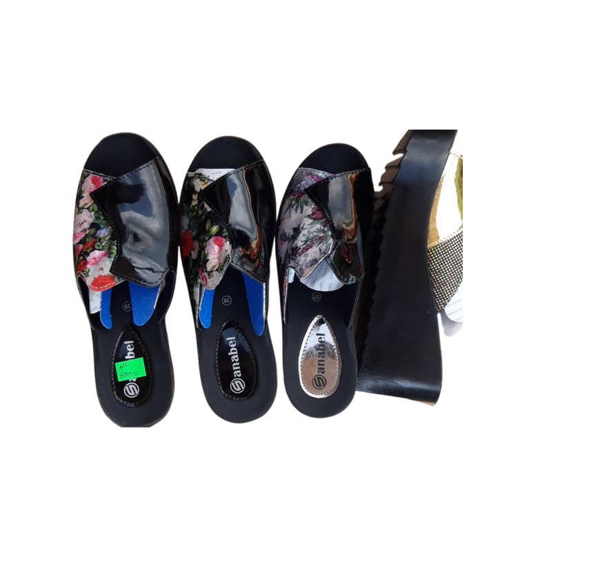 Women's Slippers Model 059