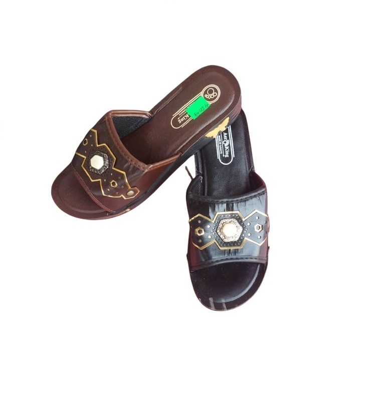 Women's Slippers Model 127